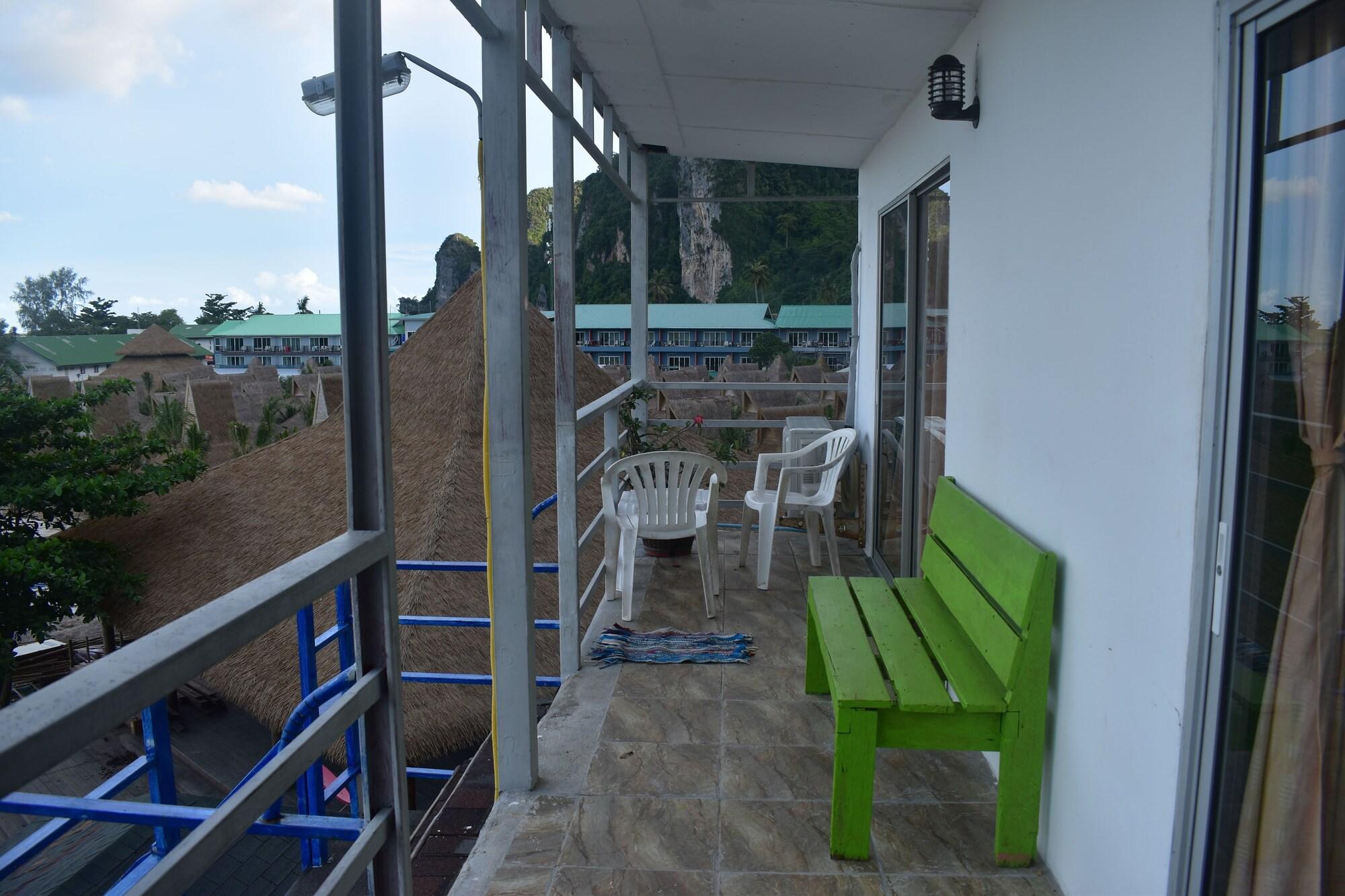 Phi Phi Beach Front Resort Kültér fotó