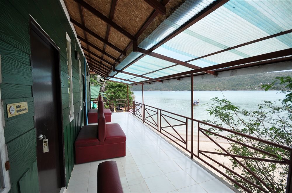 Phi Phi Beach Front Resort Kültér fotó