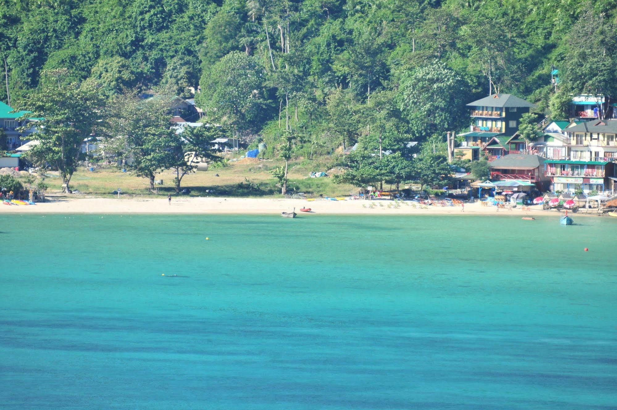 Phi Phi Beach Front Resort Kültér fotó